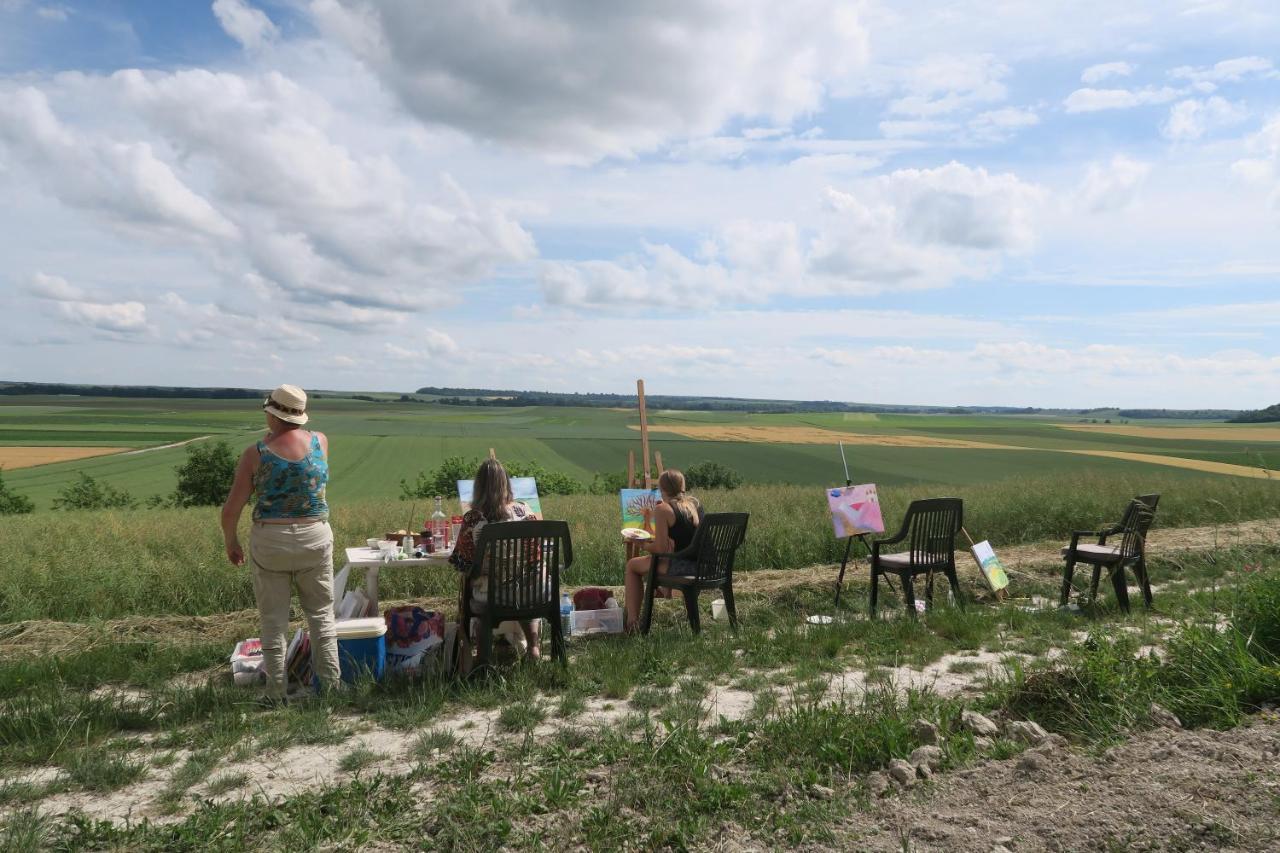 Chambre D'Hotes Fantesstique Berzieux Zewnętrze zdjęcie