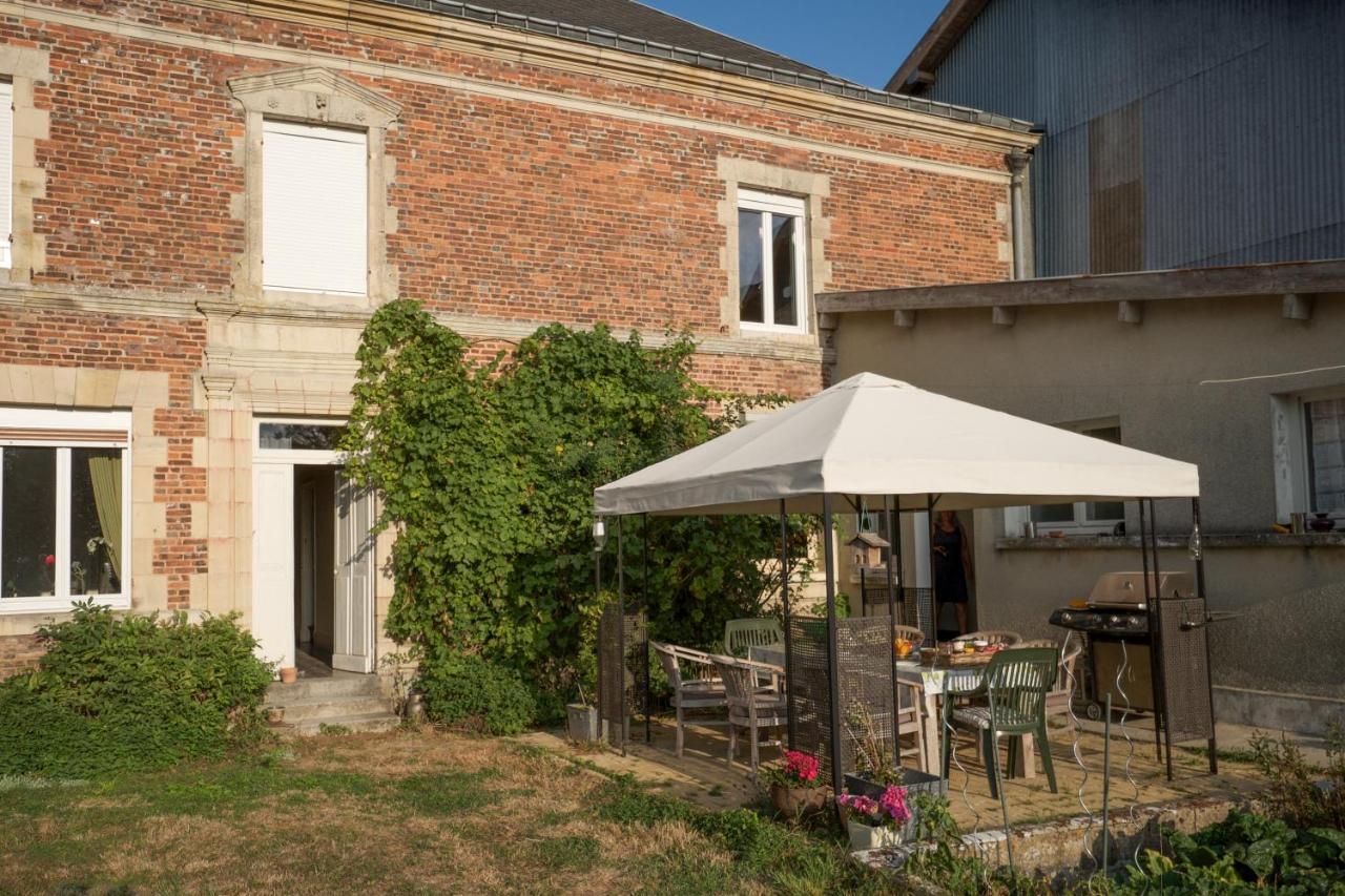 Chambre D'Hotes Fantesstique Berzieux Zewnętrze zdjęcie