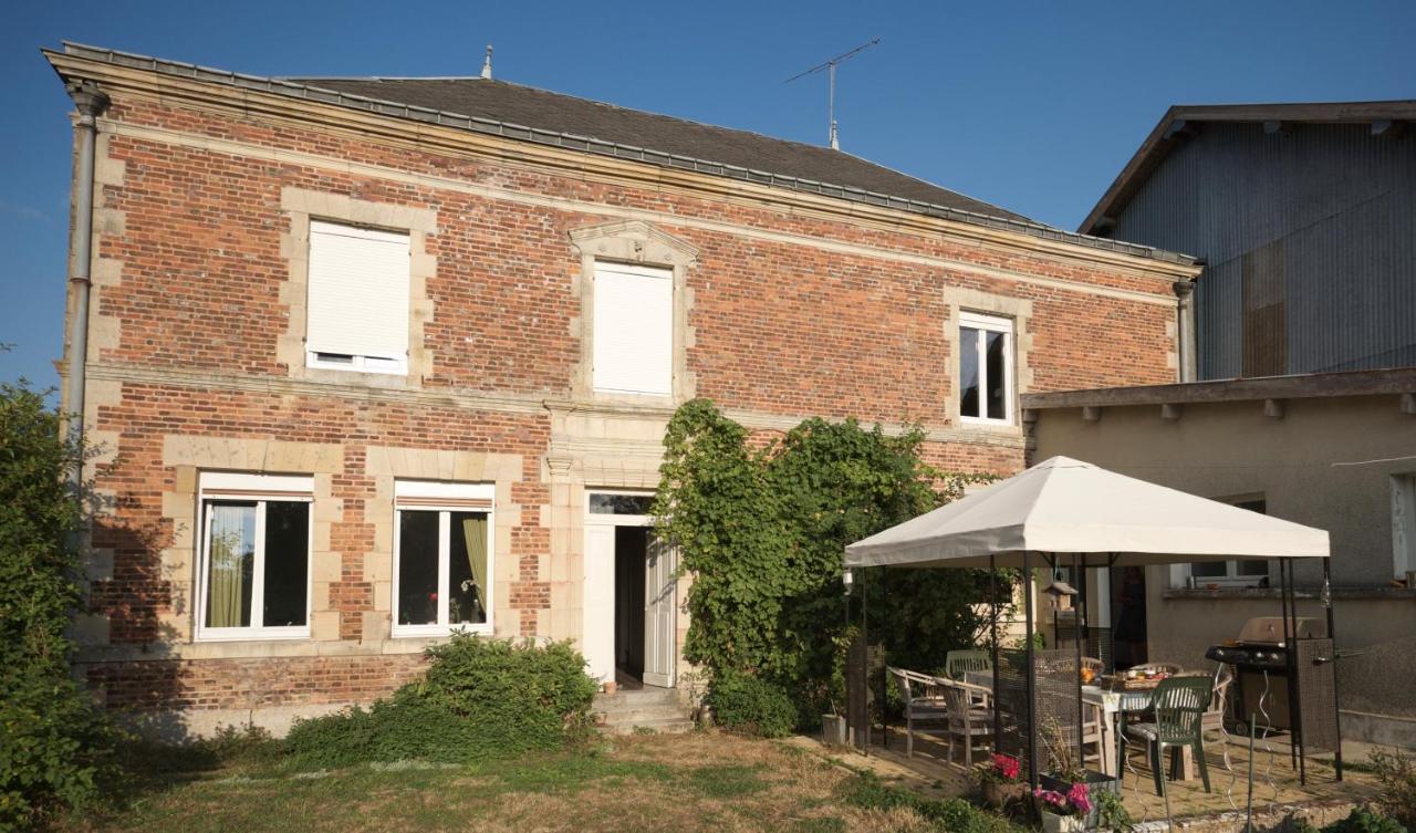 Chambre D'Hotes Fantesstique Berzieux Zewnętrze zdjęcie